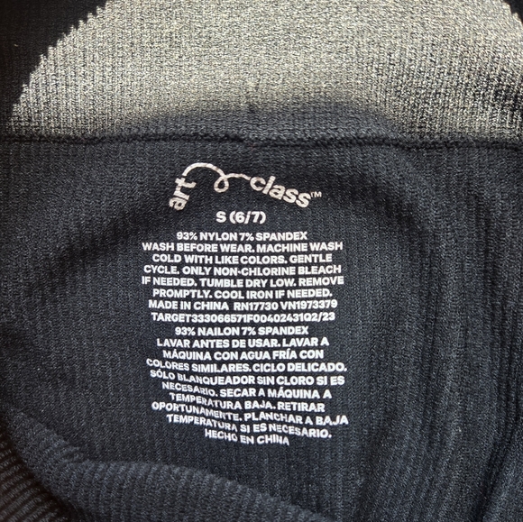 🖤5/$25 Girls Small 6/7 Black Leggings Soft Textured Art Class - Picture 2 of 5